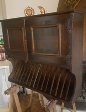 Credenzino piattaia in stile