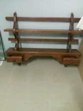 Piattaia a parete in legno